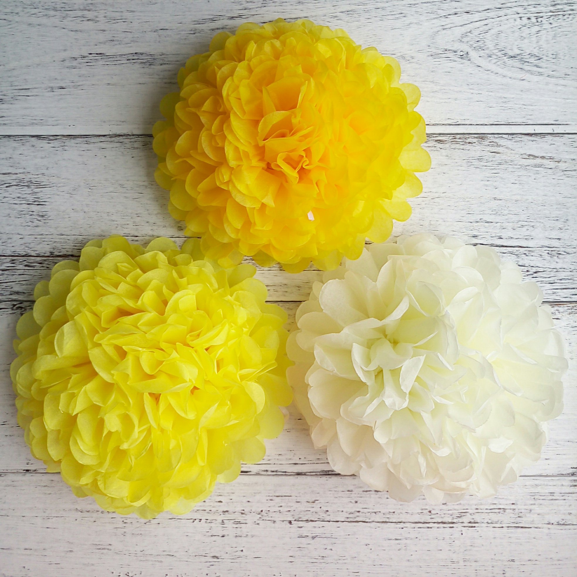 DIY yellow tissue paper balls pom poms for sale