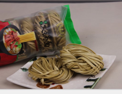 GLUTEN-FREE HEALTHY DRY SPINACH NOODLES