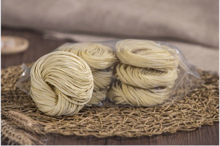 CHINESE WHEAT ROUND STRAIGHT NOODLES