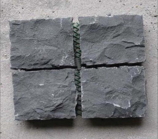 Natural Black Basalt Driveway Paving Stone / Cobble Stone Cubes 10x10x5