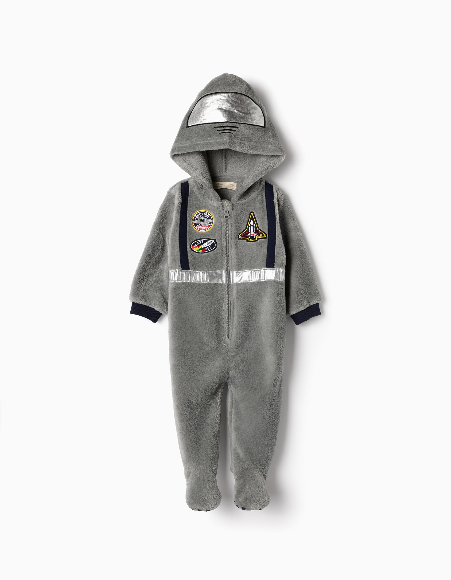 Boys' solid pajamas with embroidery on chest