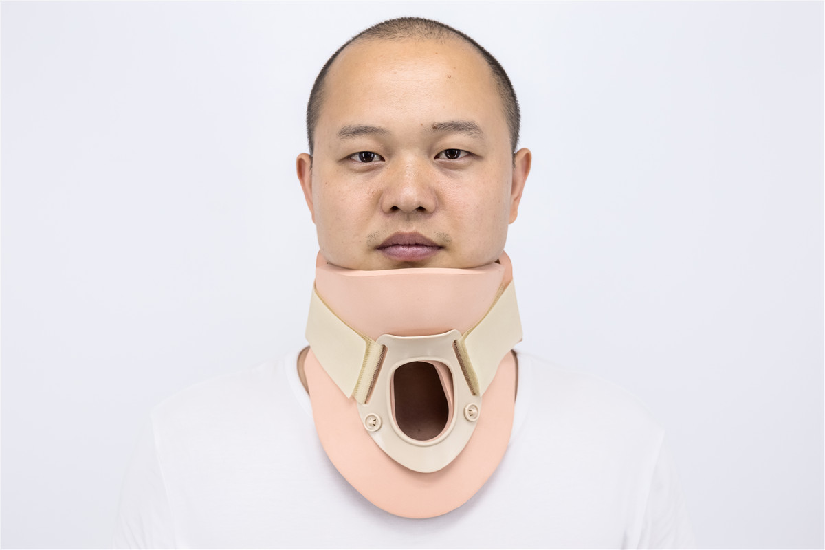 Philadelphia Cervical Collar neck braces for immobilization affection of cervical spine  manufacturer