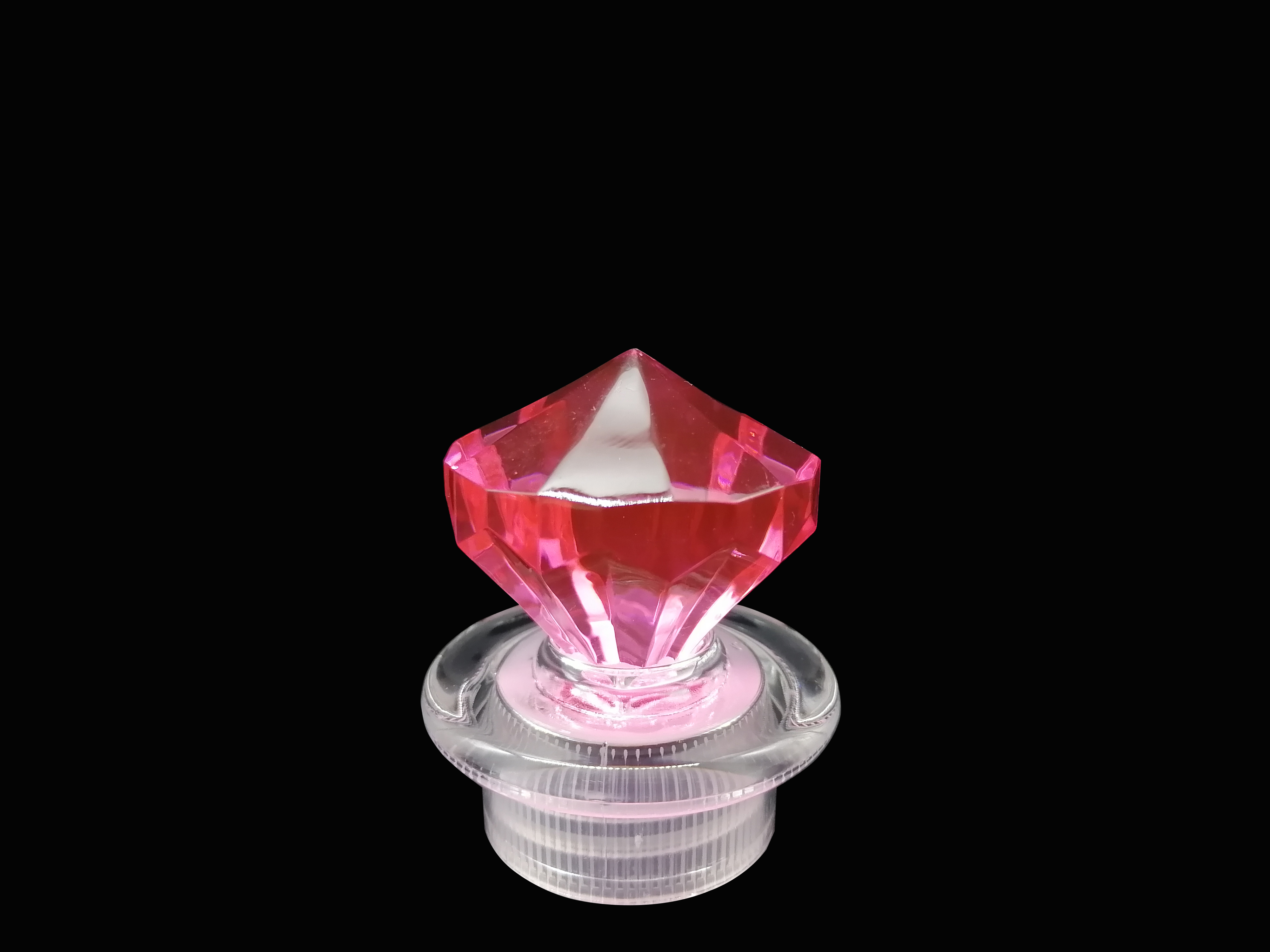 Wholesale Diamond Shape Clear Lid Screw Cap