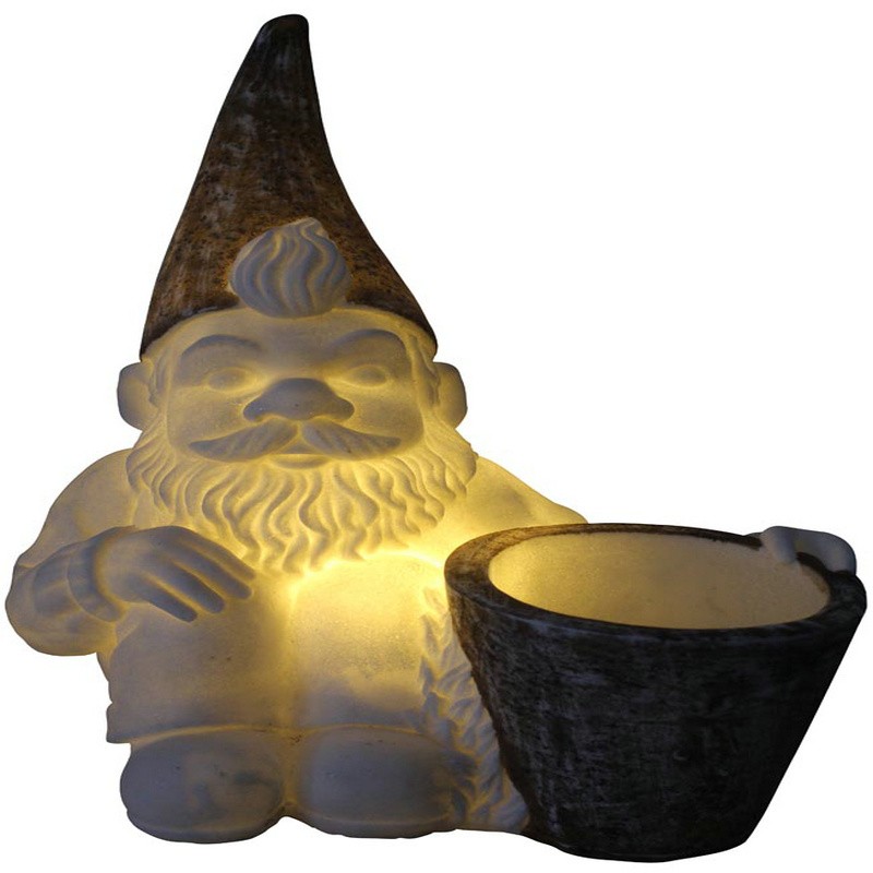 Perfect Quality  LED Lighting Gnome With Flowerpot For Garden Decor And Home Decor