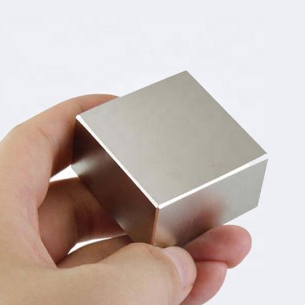 N52 High Grade Magnetic Block 20x6x2mm Neodymium Block Magnet