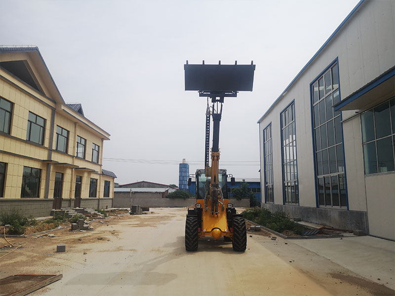 1.5 Ton Telescopic Wheel Loader With Quick Hitch
