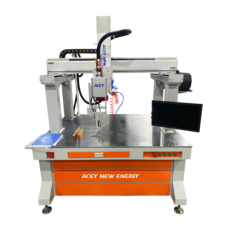 Customized 1500W-6000W Fiber Laser Welding Machine For Lithium Ion Batteries