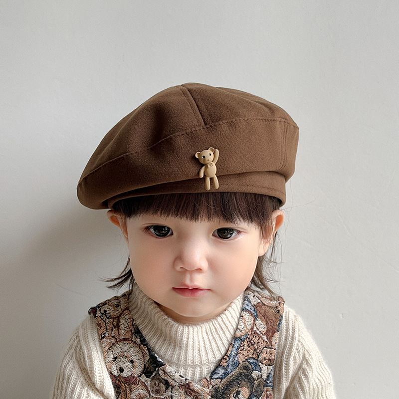 Custom retro children's hats, fashionable baby beret, temperament and styling kids hats